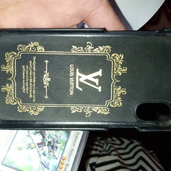 Lv phone case - Picture 2 of 2